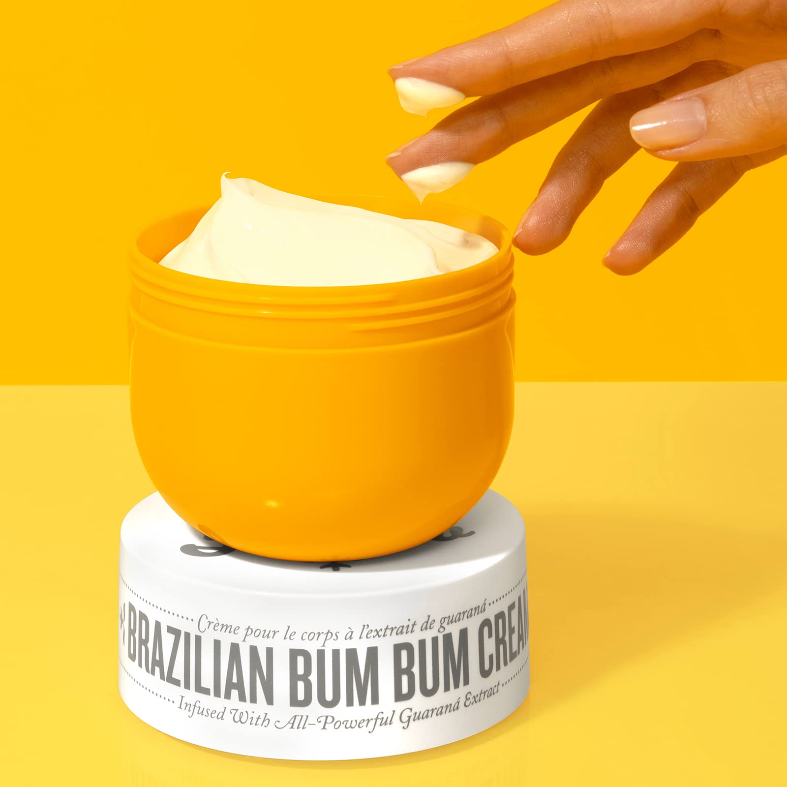 کرم بدن سفت کننده و صاف کننده برزیلی بوم بوم سول دی ژانیرو   Sol De Janeiro Brazilian Bum Bum Cream