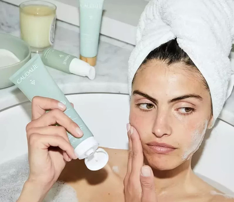 ژل شست شوی صورت کدلی (اصل) مدل Caudalie Vinopure Purifying Gel Cleanser حجم 30 میل