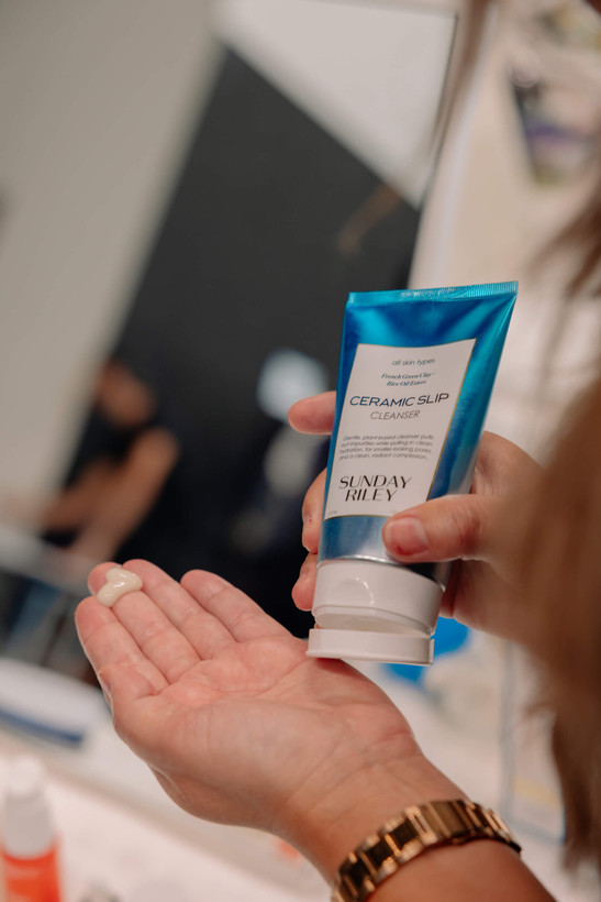 کلینزر سمزدا رس فرانسوی ساندی رایلی (اصل) ۳۰ میل – Sunday Riley ceramic slip cleanser