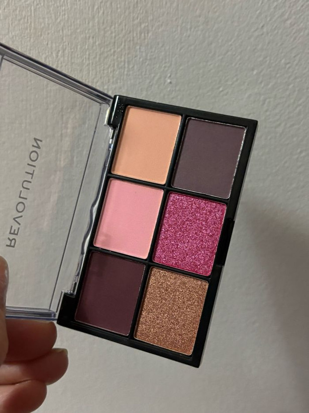 پالت مینی سایه چشم رولوشن (اصل) MAKEUP REVOLUTION RELOADED MINI EYESHADOW PALETTE - 6 SHADE MINI