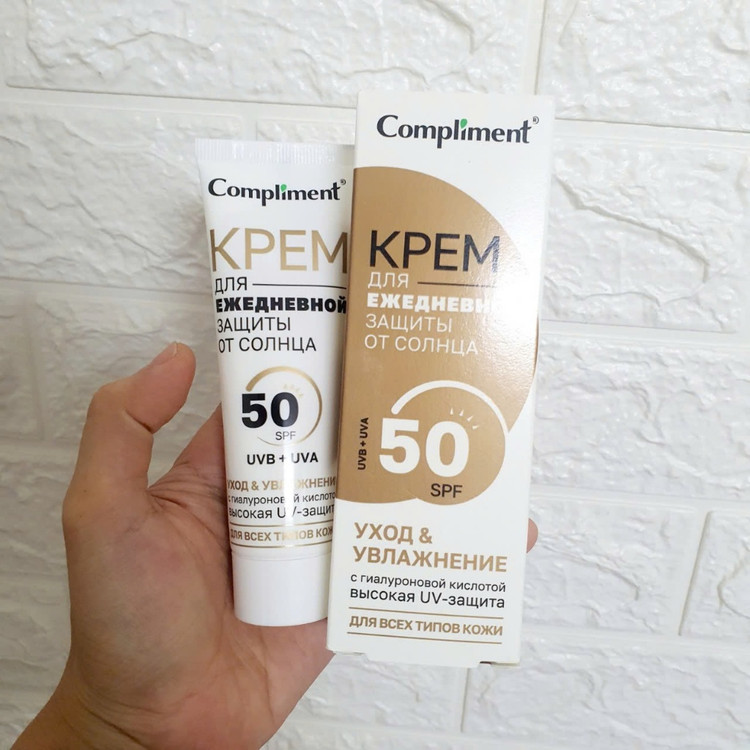 کرم ضد آفتاب مات کننده کامپلیمنت با SPF50، حجم 50 میل ساخت روسیه